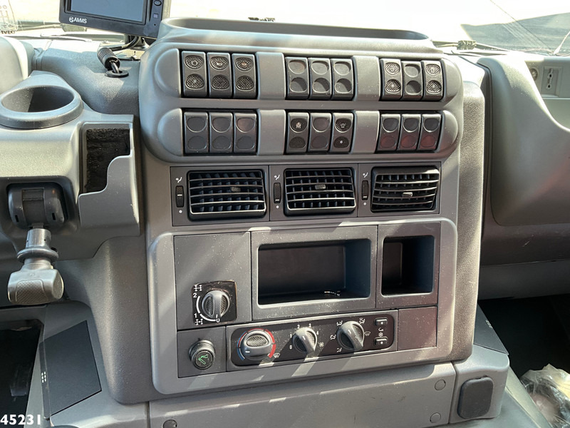 Camion grue Iveco Trakker AD410T41 Fassi 80 Tonmeter laadkraan + Fly-Jib Just 80.441 Km!: photos 19 Camion grue Iveco Trakker AD410T41 Fassi 80 Tonmeter laadkraan + Fly-Jib Just 80.441 Km!: photos 19