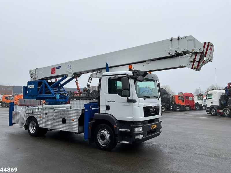 Camion grue MAN TGM 15.290 Klaas 35 meter Dachdecker Kran: photos 6
