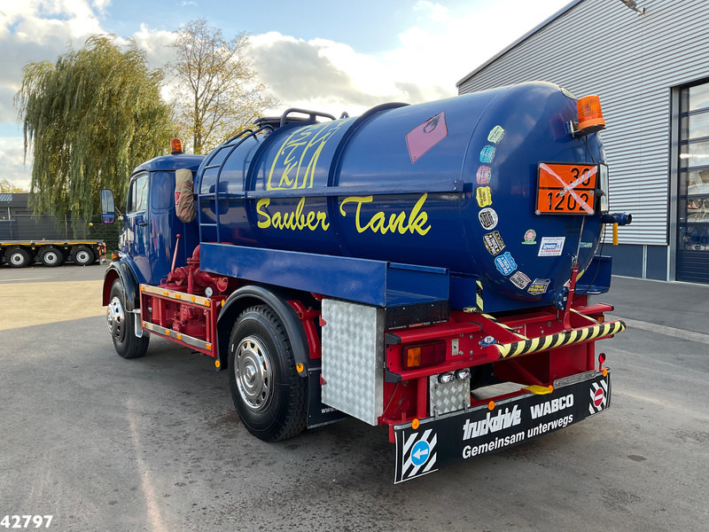 Mercedes-Benz 1413 Saugaufbau Oldtimer Just 93.814 km! - Camion hydrocureur: photos 4 Mercedes-Benz 1413 Saugaufbau Oldtimer Just 93.814 km! - Camion hydrocureur: photos 4