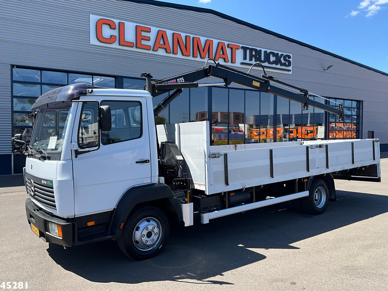 Mercedes-Benz 814 Manual Full steel Hiab 4 Tonmeter laadkraan - Camion grue: photos 1 Mercedes-Benz 814 Manual Full steel Hiab 4 Tonmeter laadkraan - Camion grue: photos 1