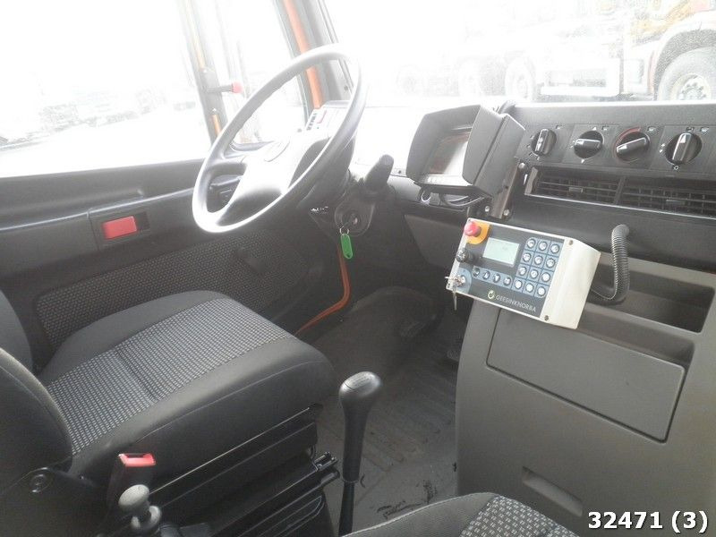 Mercedes-Benz Vario 816 D Euro 5 - Benne à ordures ménagères: photos 5 Mercedes-Benz Vario 816 D Euro 5 - Benne à ordures ménagères: photos 5