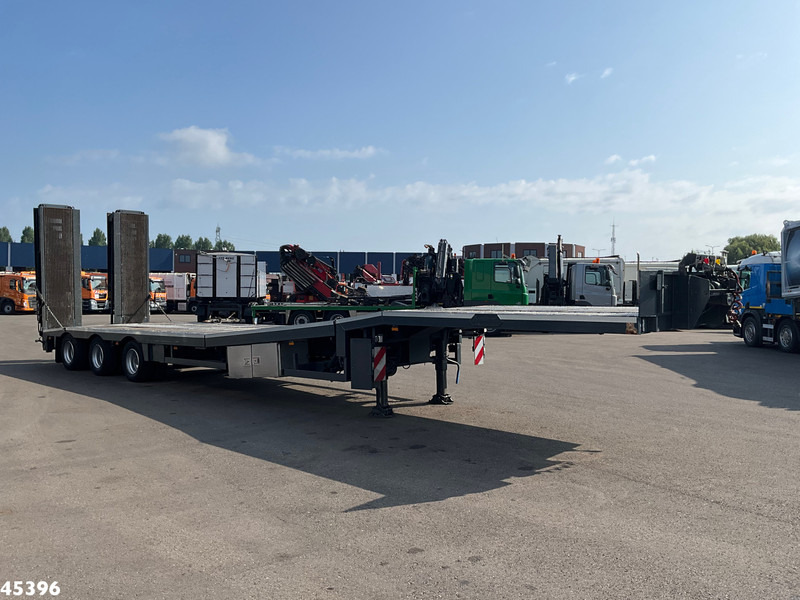 Nooteboom MCO-48-03 Machine / Hoogwerker transport - Semi-remorque porte-voitures: photos 3 Nooteboom MCO-48-03 Machine / Hoogwerker transport - Semi-remorque porte-voitures: photos 3