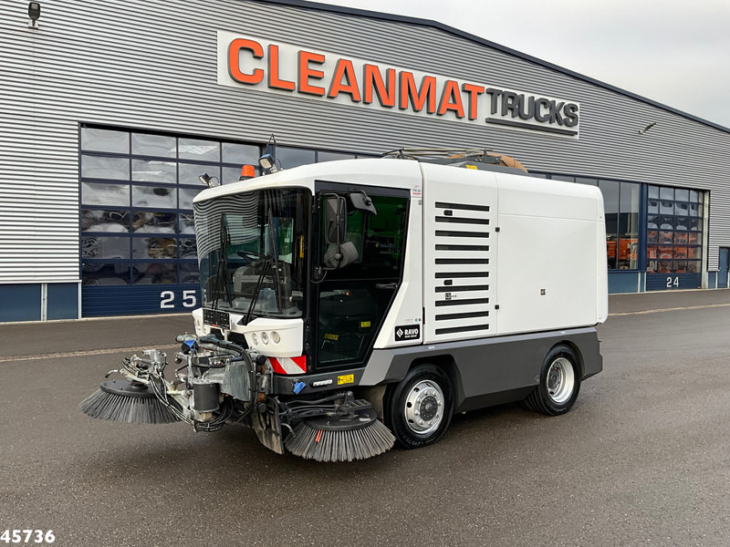 Ravo 540 Euro 6 with new 3-rd brush! - Balayeuse de voirie: photos 4 Ravo 540 Euro 6 with new 3-rd brush! - Balayeuse de voirie: photos 4