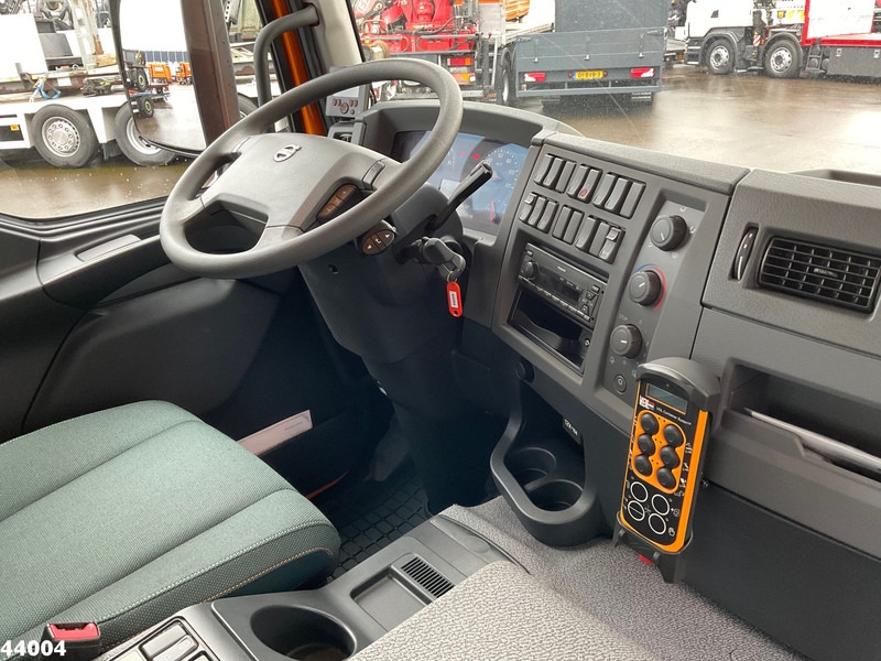 Photo d'intérieur 1: Camion multibenne Volvo FE 320 Euro 6 VDL 14 Ton portaalarmsysteem