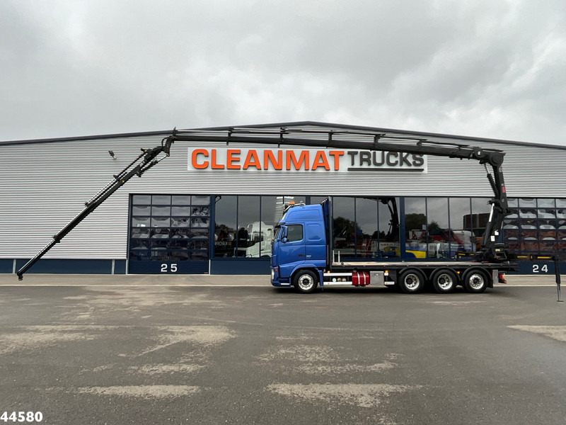 Volvo FH 520 8x4 Euro 5 Hiab 24 Tonmeter laadkraan + Fly-jib - Camion grue: photos 1 Volvo FH 520 8x4 Euro 5 Hiab 24 Tonmeter laadkraan + Fly-jib - Camion grue: photos 1