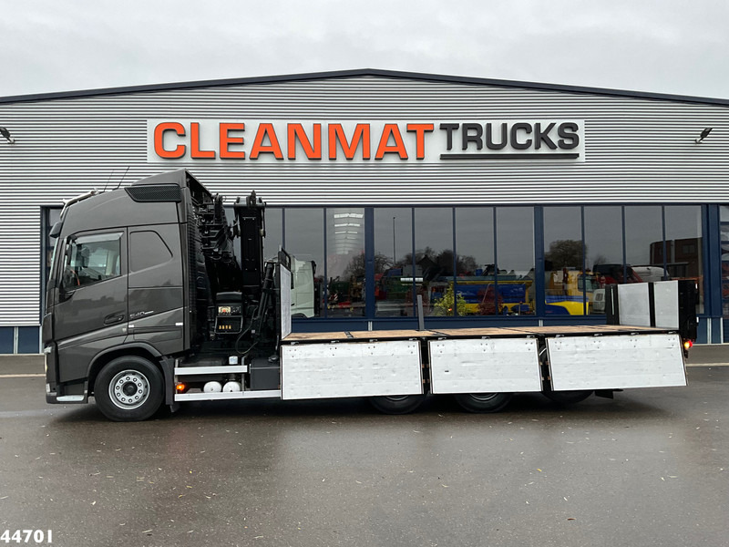 Volvo FH 540 8x4 Euro 6 Hiab 37 Tonmeter laadkraan - Camion grue: photos 4 Volvo FH 540 8x4 Euro 6 Hiab 37 Tonmeter laadkraan - Camion grue: photos 4