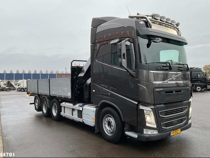 Volvo FH 540 8x4 Euro 6 Hiab 37 Tonmeter laadkraan - Camion grue: photos 5 Volvo FH 540 8x4 Euro 6 Hiab 37 Tonmeter laadkraan - Camion grue: photos 5