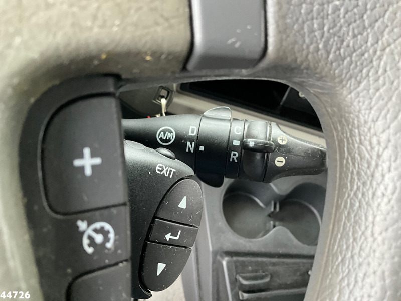 Camion fourgon Volvo FL 250 Euro 6 met Dhollandia laadklep: photos 15