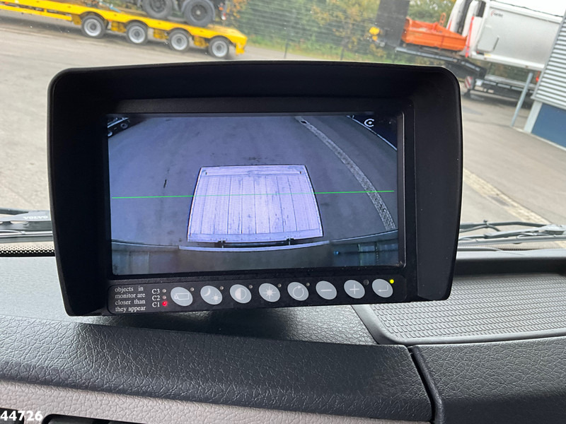 Camion fourgon Volvo FL 250 Euro 6 met Dhollandia laadklep: photos 17
