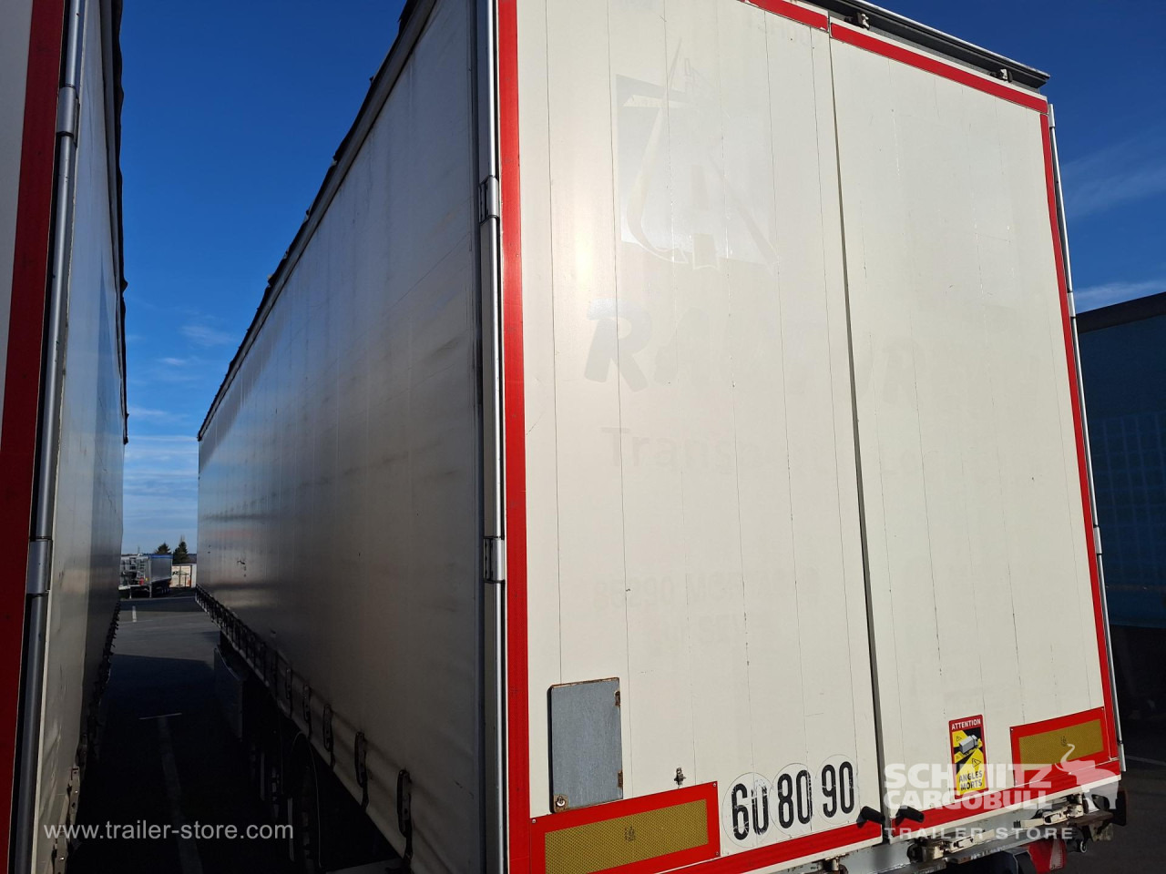 FRUEHAUF Curtainsider Standard Taillift - Semi-remorque rideaux coulissants: photos 3 FRUEHAUF Curtainsider Standard Taillift - Semi-remorque rideaux coulissants: photos 3