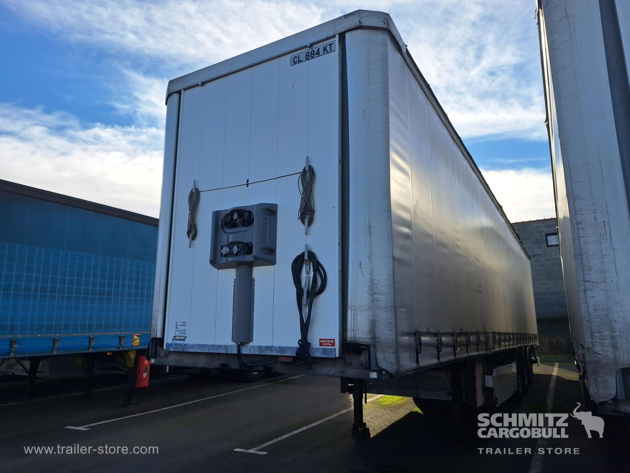 FRUEHAUF Curtainsider Standard Taillift - Semi-remorque rideaux coulissants: photos 5 FRUEHAUF Curtainsider Standard Taillift - Semi-remorque rideaux coulissants: photos 5