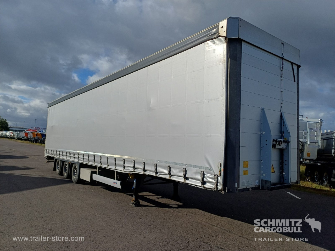 SCHMITZ Auflieger Curtainsider Mega - Semi-remorque rideaux coulissants: photos 1 SCHMITZ Auflieger Curtainsider Mega - Semi-remorque rideaux coulissants: photos 1