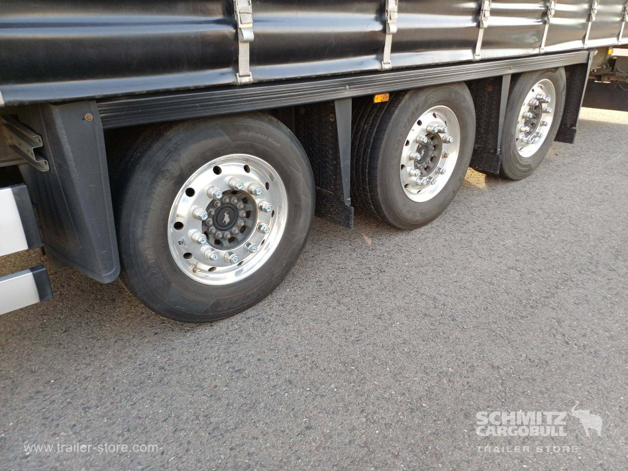 SCHMITZ Auflieger Curtainsider Mega - Semi-remorque rideaux coulissants: photos 5 SCHMITZ Auflieger Curtainsider Mega - Semi-remorque rideaux coulissants: photos 5