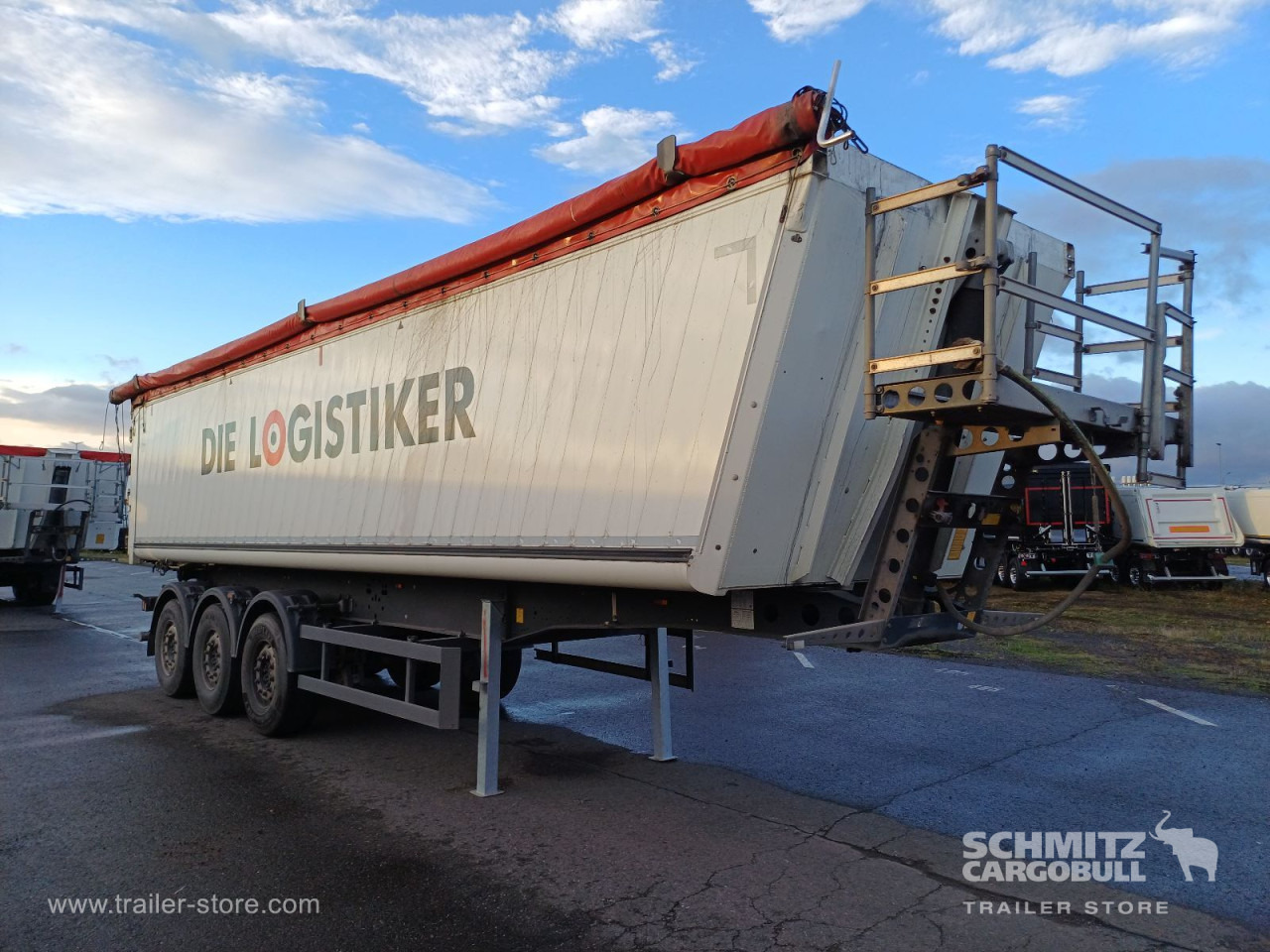 SCHMITZ Auflieger Kipper Alukastenmulde 44m³ - Semi-remorque benne: photos 1 SCHMITZ Auflieger Kipper Alukastenmulde 44m³ - Semi-remorque benne: photos 1