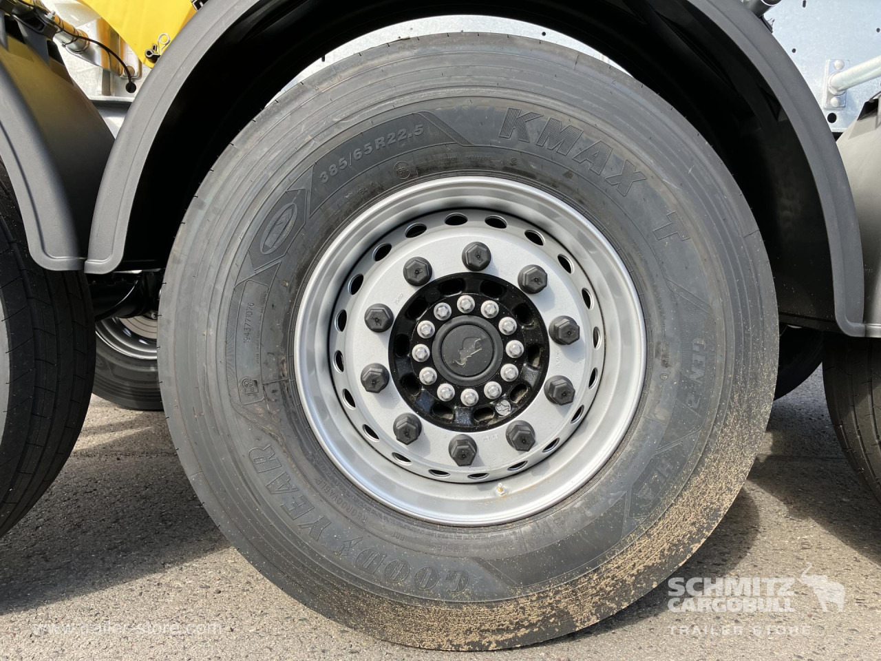 SCHMITZ Auflieger Kipper Stahlrundmulde 29m³ - Semi-remorque benne: photos 2 SCHMITZ Auflieger Kipper Stahlrundmulde 29m³ - Semi-remorque benne: photos 2