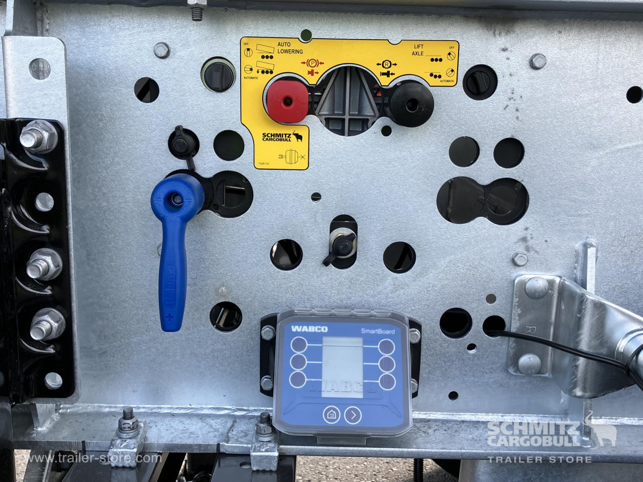 Semi-remorque benne neuf SCHMITZ Auflieger Kipper Stahlrundmulde 29m³: photos 11 Semi-remorque benne neuf SCHMITZ Auflieger Kipper Stahlrundmulde 29m³: photos 11