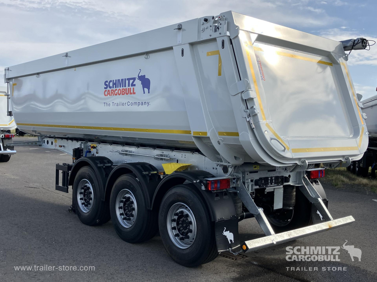 SCHMITZ Auflieger Kipper Stahlrundmulde 29m³ - Semi-remorque benne: photos 5 SCHMITZ Auflieger Kipper Stahlrundmulde 29m³ - Semi-remorque benne: photos 5