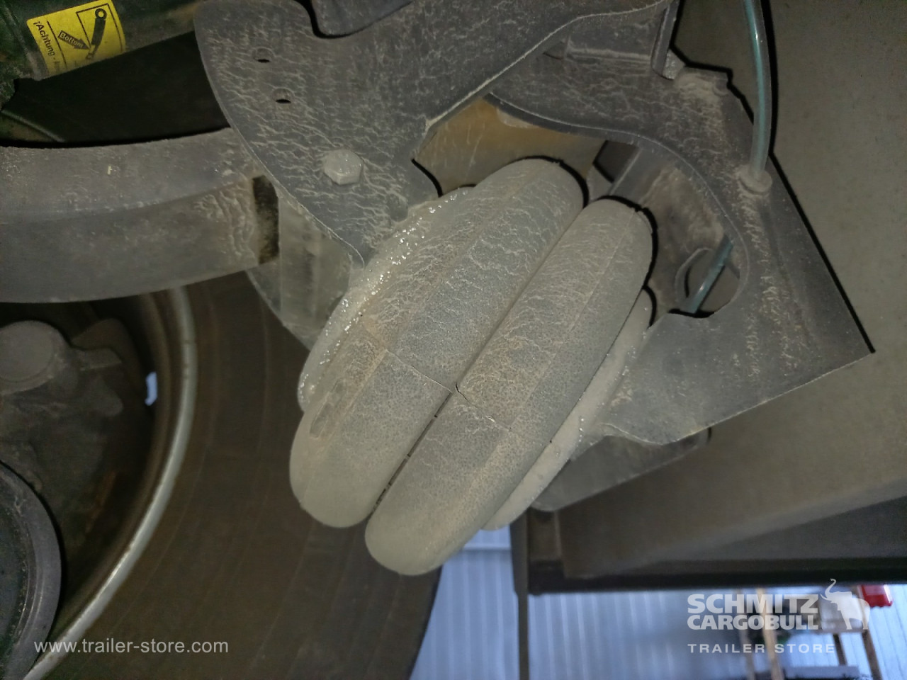 SCHMITZ Auflieger Tiefkühler Standard Double deck - Semi-remorque isothermique: photos 3 SCHMITZ Auflieger Tiefkühler Standard Double deck - Semi-remorque isothermique: photos 3