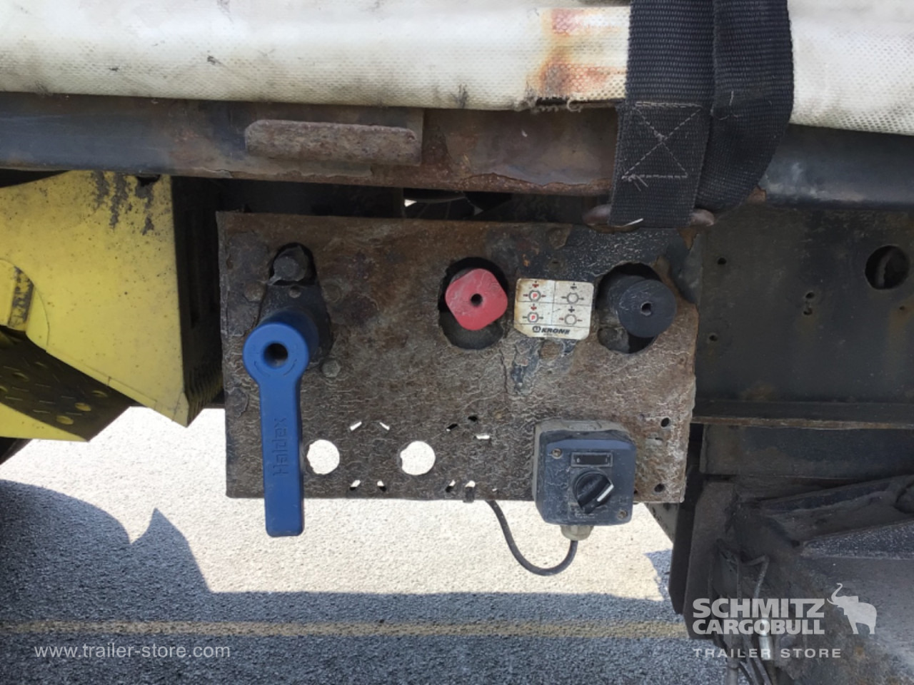 KRONE Platform Standard - Semi-remorque plateau: photos 2 KRONE Platform Standard - Semi-remorque plateau: photos 2