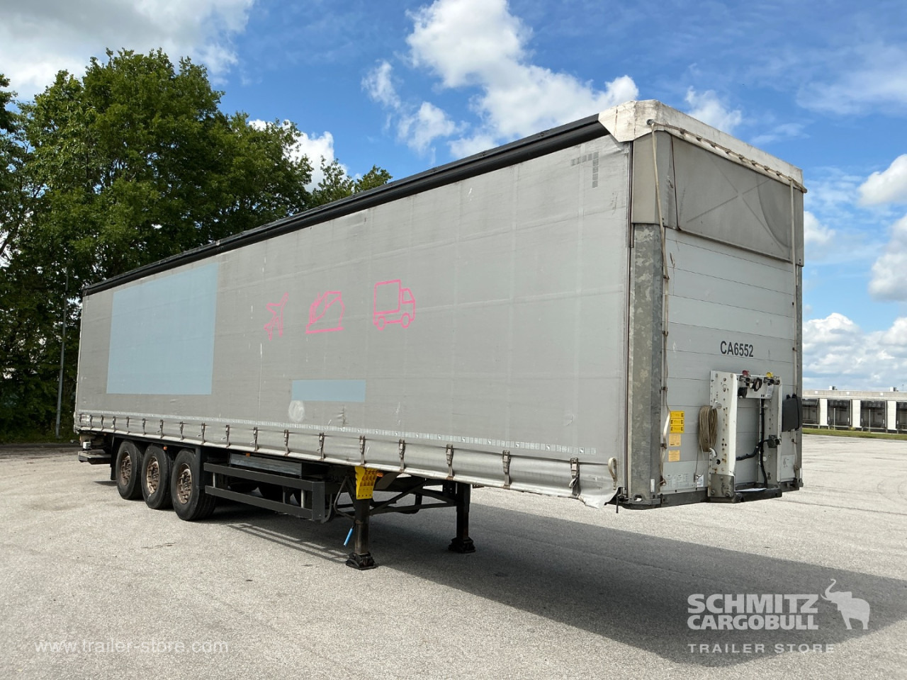 SCHMITZ Curtainsider Standard Taillift - Semi-remorque rideaux coulissants: photos 1 SCHMITZ Curtainsider Standard Taillift - Semi-remorque rideaux coulissants: photos 1