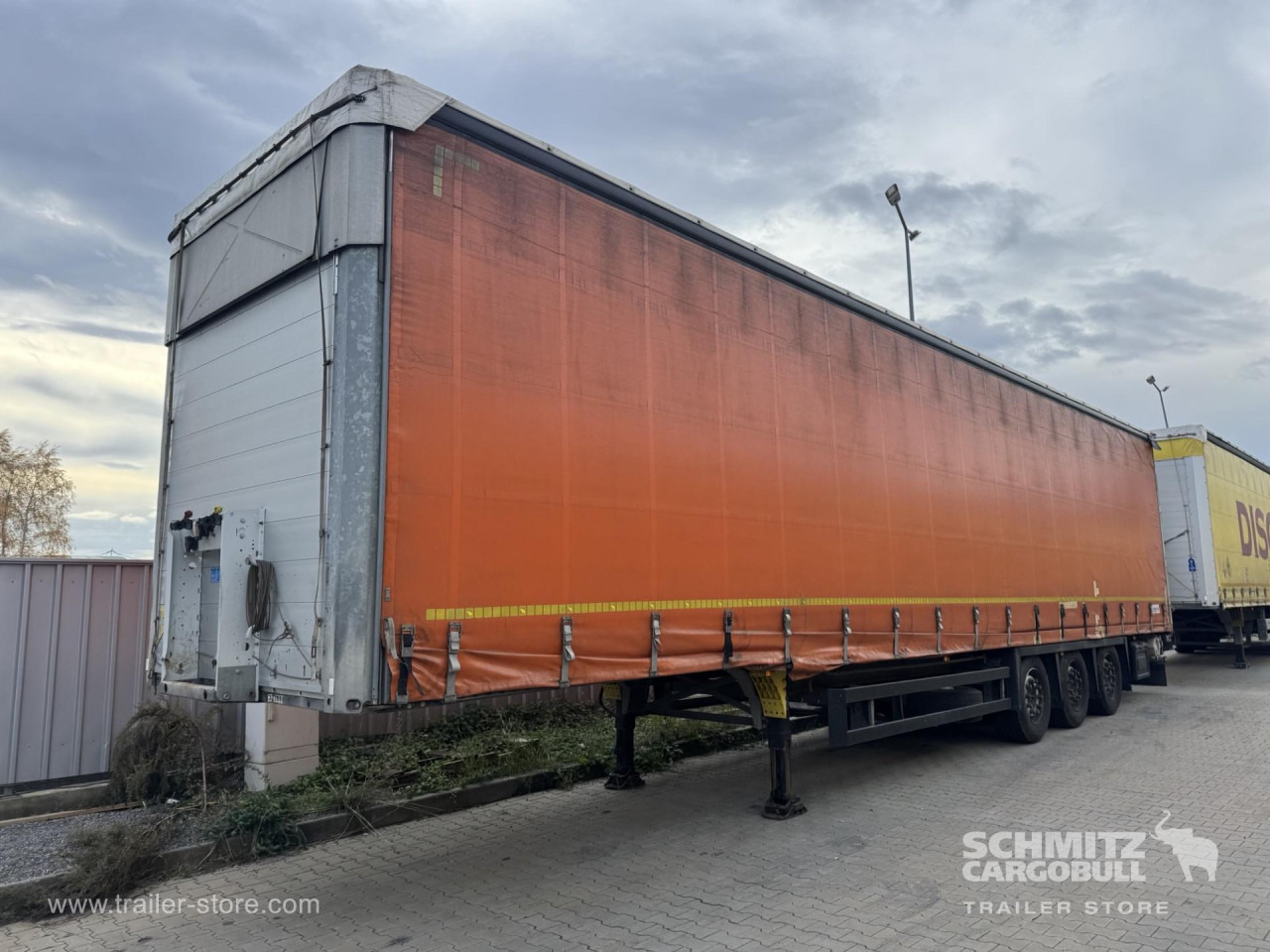 SCHMITZ Curtainsider Mega - Semi-remorque rideaux coulissants: photos 4 SCHMITZ Curtainsider Mega - Semi-remorque rideaux coulissants: photos 4