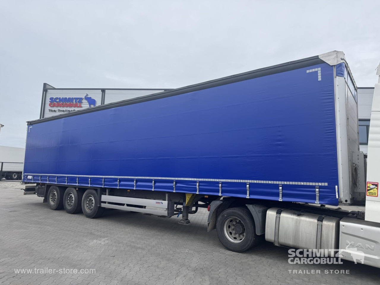 SCHMITZ Curtainsider Standard - Semi-remorque rideaux coulissants: photos 1 SCHMITZ Curtainsider Standard - Semi-remorque rideaux coulissants: photos 1
