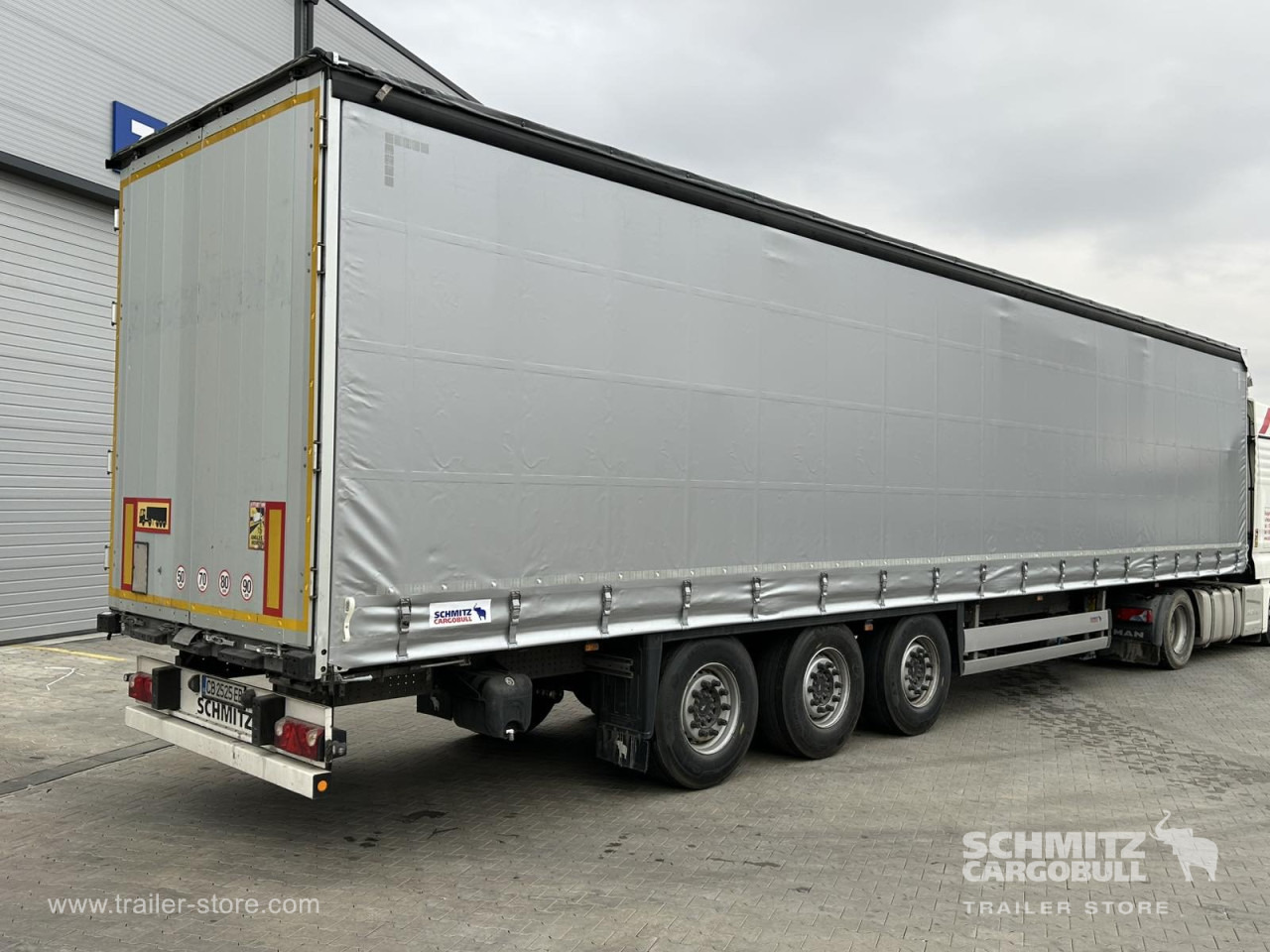 SCHMITZ Curtainsider Standard - Semi-remorque rideaux coulissants: photos 2 SCHMITZ Curtainsider Standard - Semi-remorque rideaux coulissants: photos 2