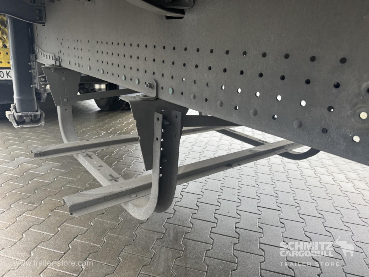 SCHMITZ Curtainsider Standard - Semi-remorque rideaux coulissants: photos 2 SCHMITZ Curtainsider Standard - Semi-remorque rideaux coulissants: photos 2