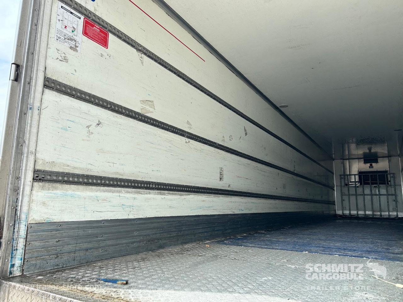 GRAY & ADAMS Dryfreight Standard - Semi-remorque isothermique: photos 3 GRAY & ADAMS Dryfreight Standard - Semi-remorque isothermique: photos 3