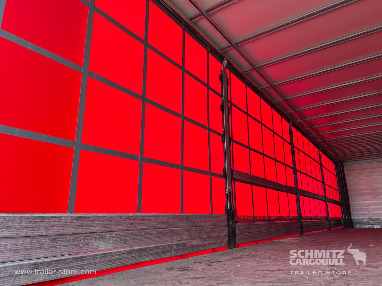 SCHMITZ Curtainsider Standard UK - Semi-remorque rideaux coulissants: photos 2 SCHMITZ Curtainsider Standard UK - Semi-remorque rideaux coulissants: photos 2