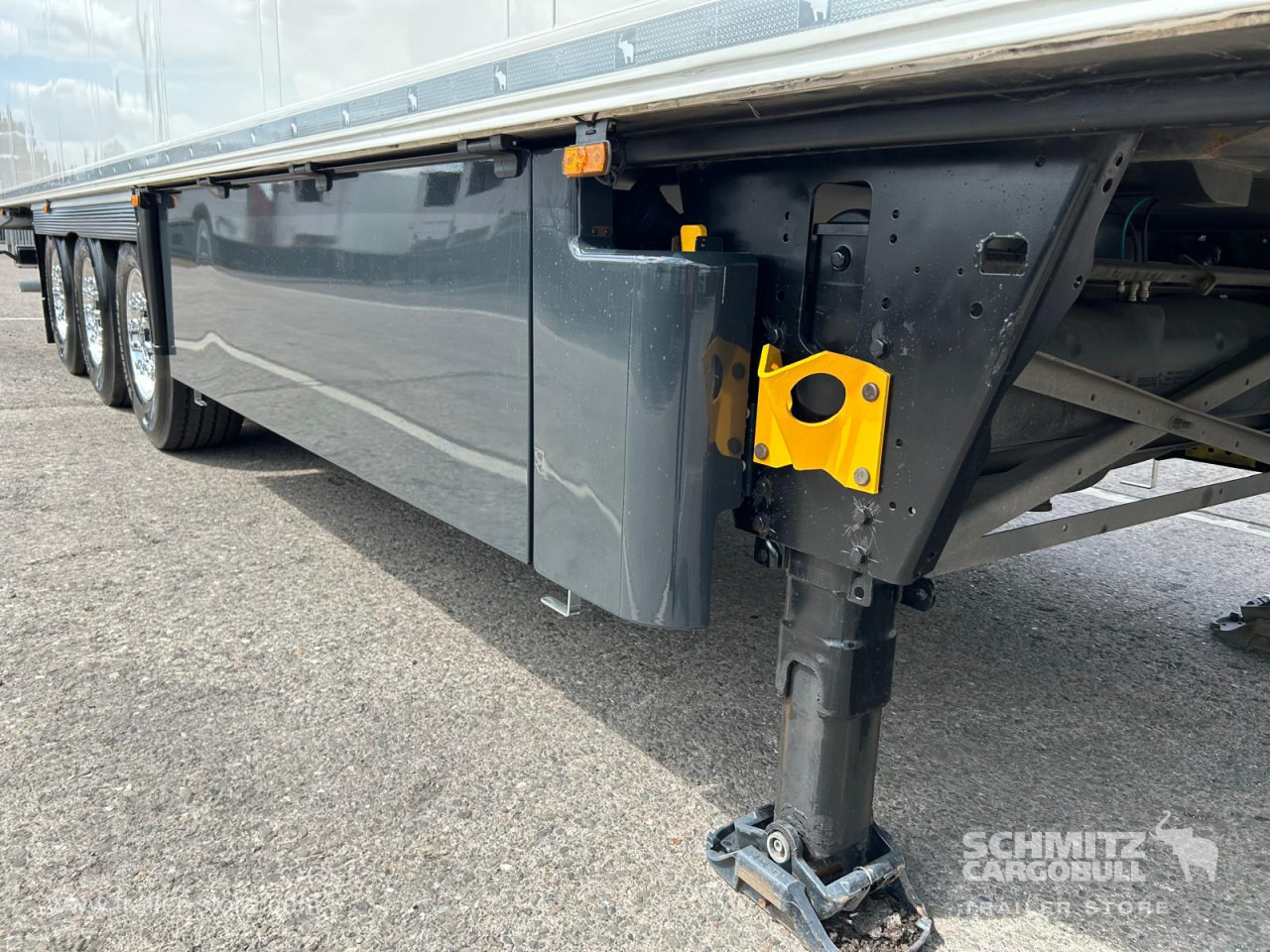 SCHMITZ Reefer Multitemp - Semi-remorque isothermique: photos 3 SCHMITZ Reefer Multitemp - Semi-remorque isothermique: photos 3