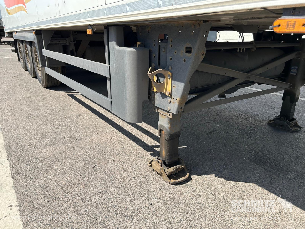 SCHMITZ Reefer Multitemp - Semi-remorque isothermique: photos 2 SCHMITZ Reefer Multitemp - Semi-remorque isothermique: photos 2