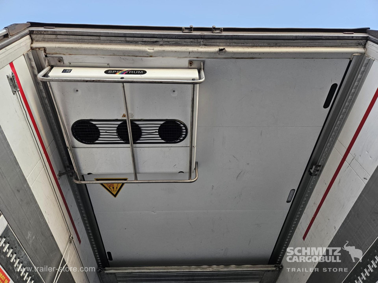 SCHMITZ Reefer Multitemp - Semi-remorque isothermique: photos 5 SCHMITZ Reefer Multitemp - Semi-remorque isothermique: photos 5