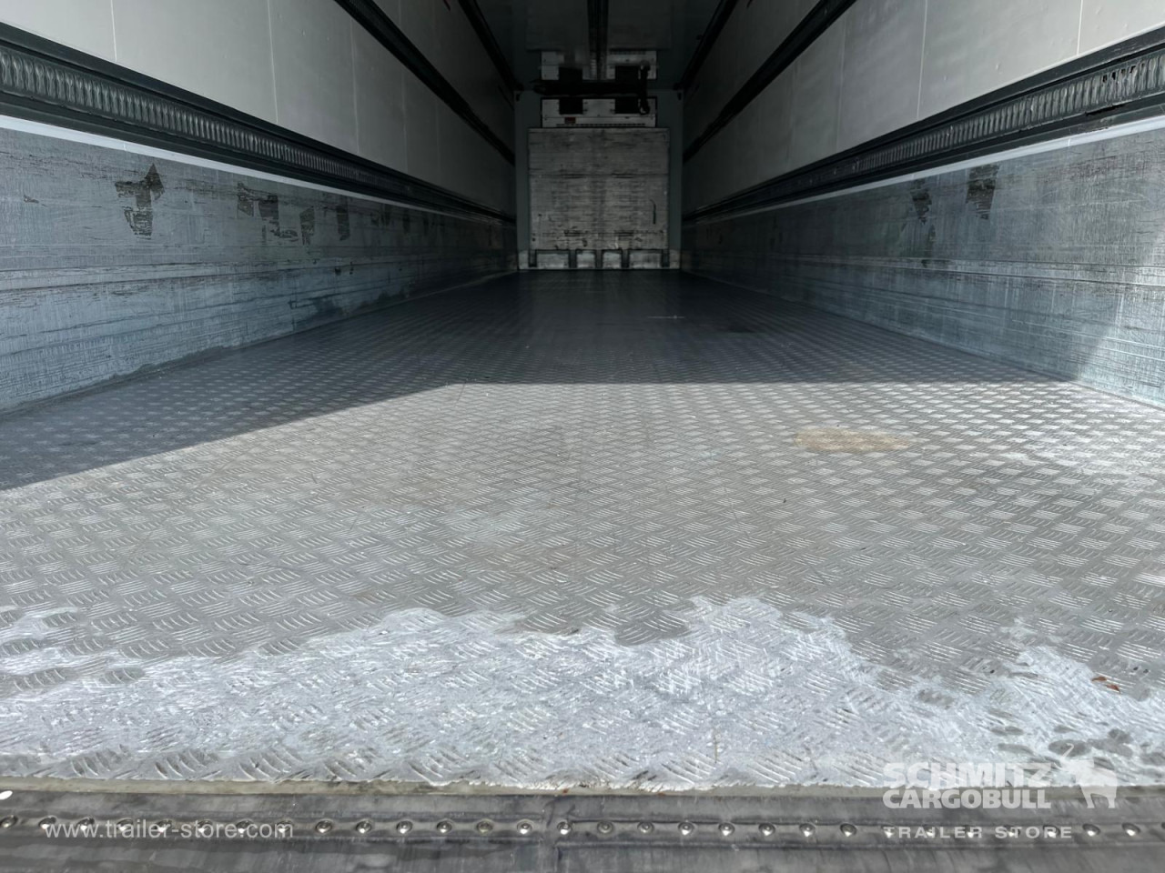 SCHMITZ Reefer Multitemp - Semi-remorque isothermique: photos 2 SCHMITZ Reefer Multitemp - Semi-remorque isothermique: photos 2