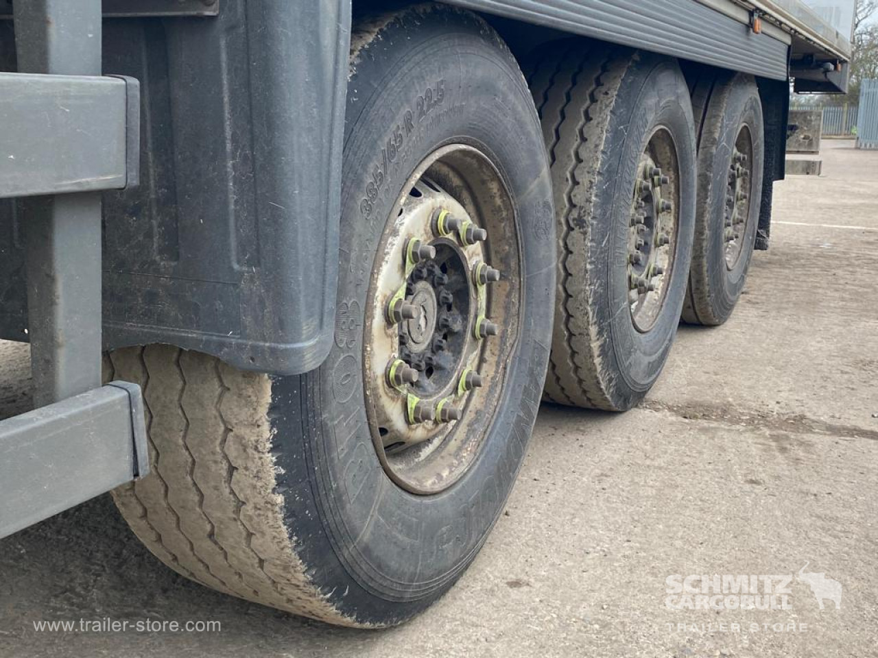 SCHMITZ Reefer Multitemp - Semi-remorque isothermique: photos 4 SCHMITZ Reefer Multitemp - Semi-remorque isothermique: photos 4