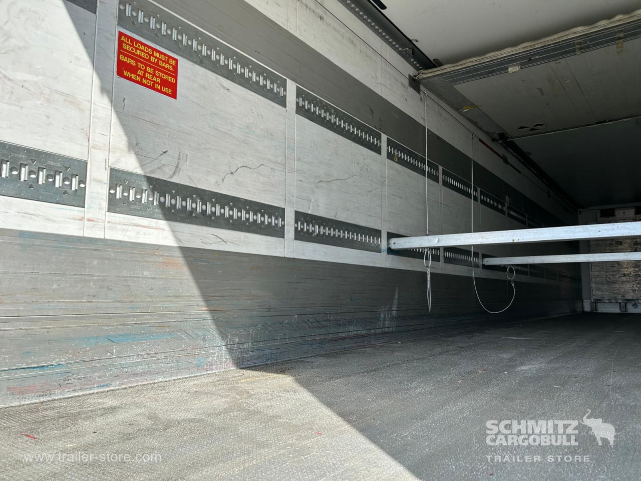 SCHMITZ Reefer Multitemp - Semi-remorque isothermique: photos 5 SCHMITZ Reefer Multitemp - Semi-remorque isothermique: photos 5