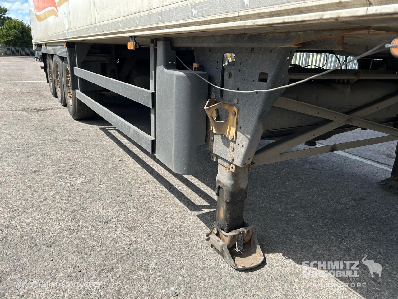 SCHMITZ Reefer Standard - Semi-remorque isothermique: photos 3 SCHMITZ Reefer Standard - Semi-remorque isothermique: photos 3