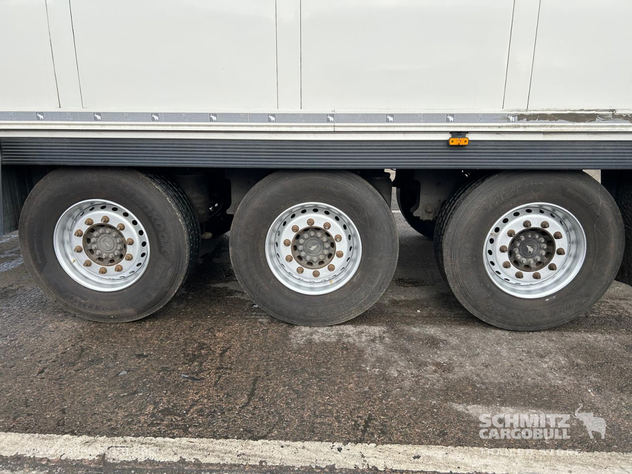 SCHMITZ Reefer Standard - Semi-remorque isothermique: photos 5 SCHMITZ Reefer Standard - Semi-remorque isothermique: photos 5