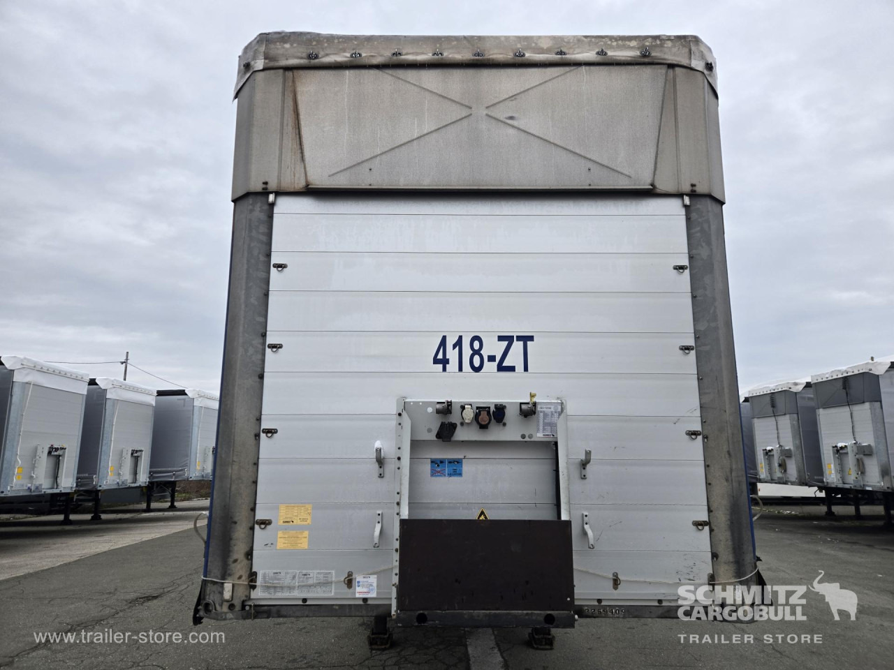 SCHMITZ Curtainsider Varios - Semi-remorque rideaux coulissants: photos 3 SCHMITZ Curtainsider Varios - Semi-remorque rideaux coulissants: photos 3