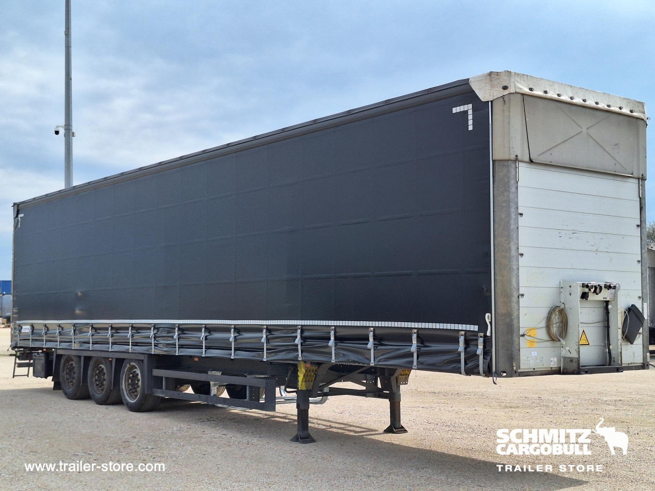 Semi-remorque rideaux coulissants SCHMITZ Curtainsider Mega: photos 6
