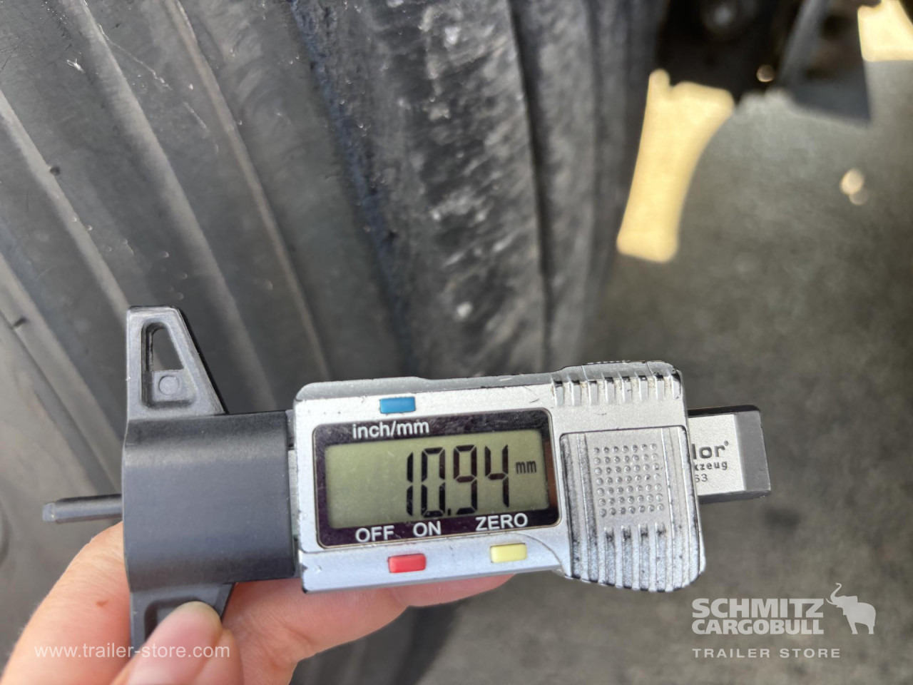 SCHMITZ Curtainsider Standard - Semi-remorque rideaux coulissants: photos 2 SCHMITZ Curtainsider Standard - Semi-remorque rideaux coulissants: photos 2