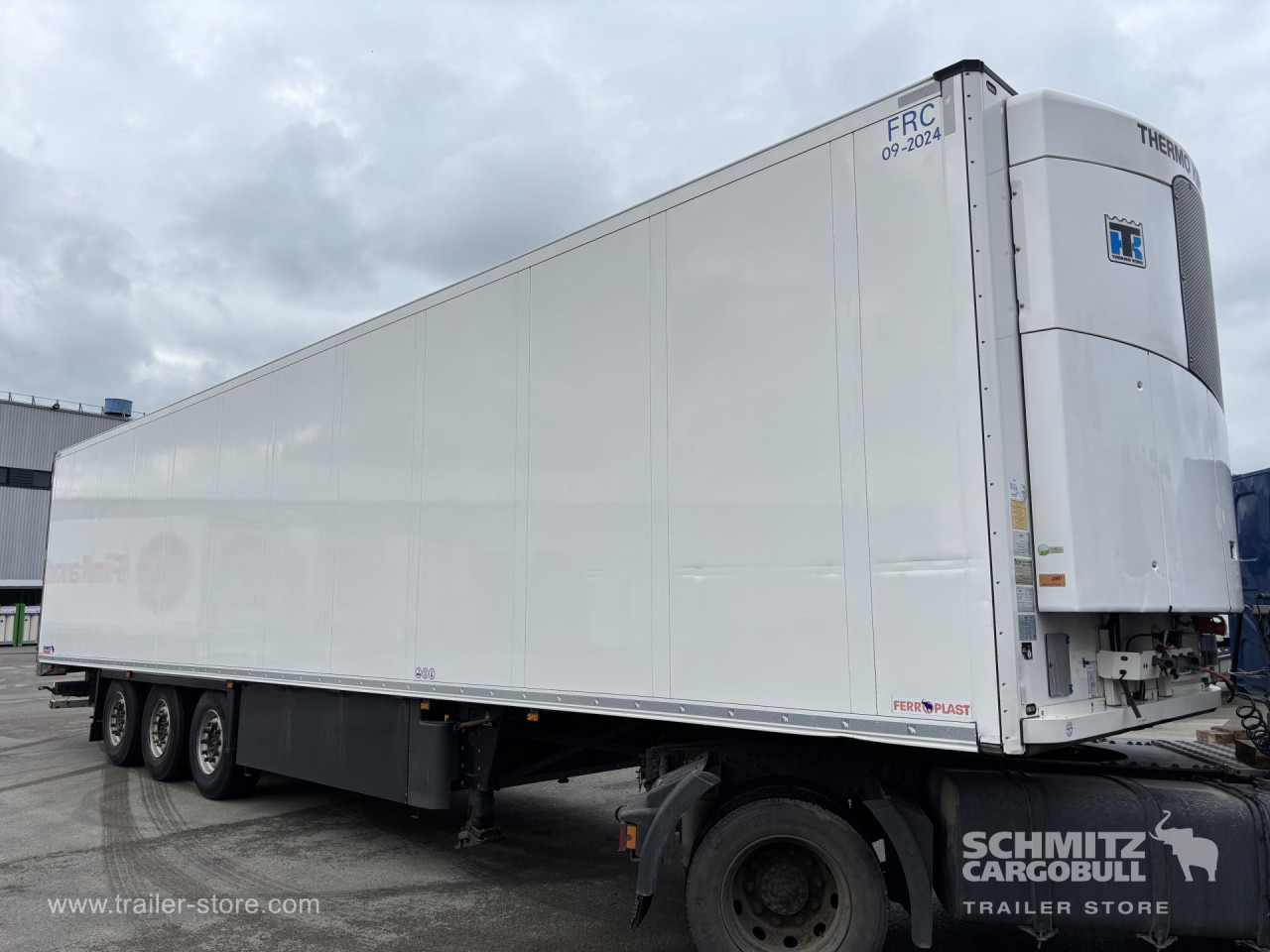 SCHMITZ Reefer Standard Double deck - Semi-remorque isothermique: photos 1 SCHMITZ Reefer Standard Double deck - Semi-remorque isothermique: photos 1