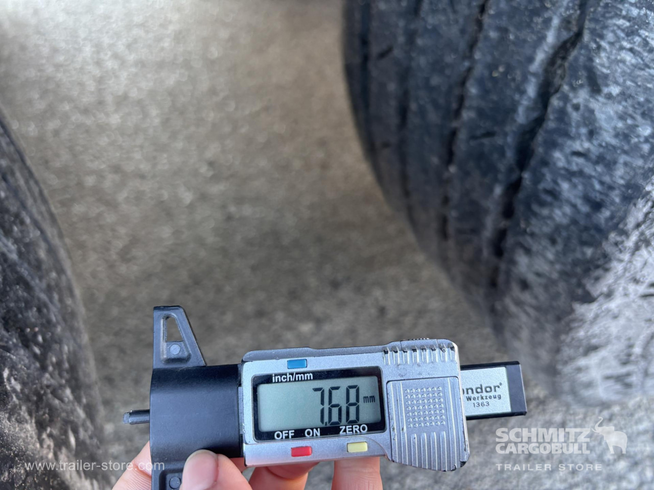 SCHMITZ Reefer Standard Double deck - Semi-remorque isothermique: photos 4 SCHMITZ Reefer Standard Double deck - Semi-remorque isothermique: photos 4