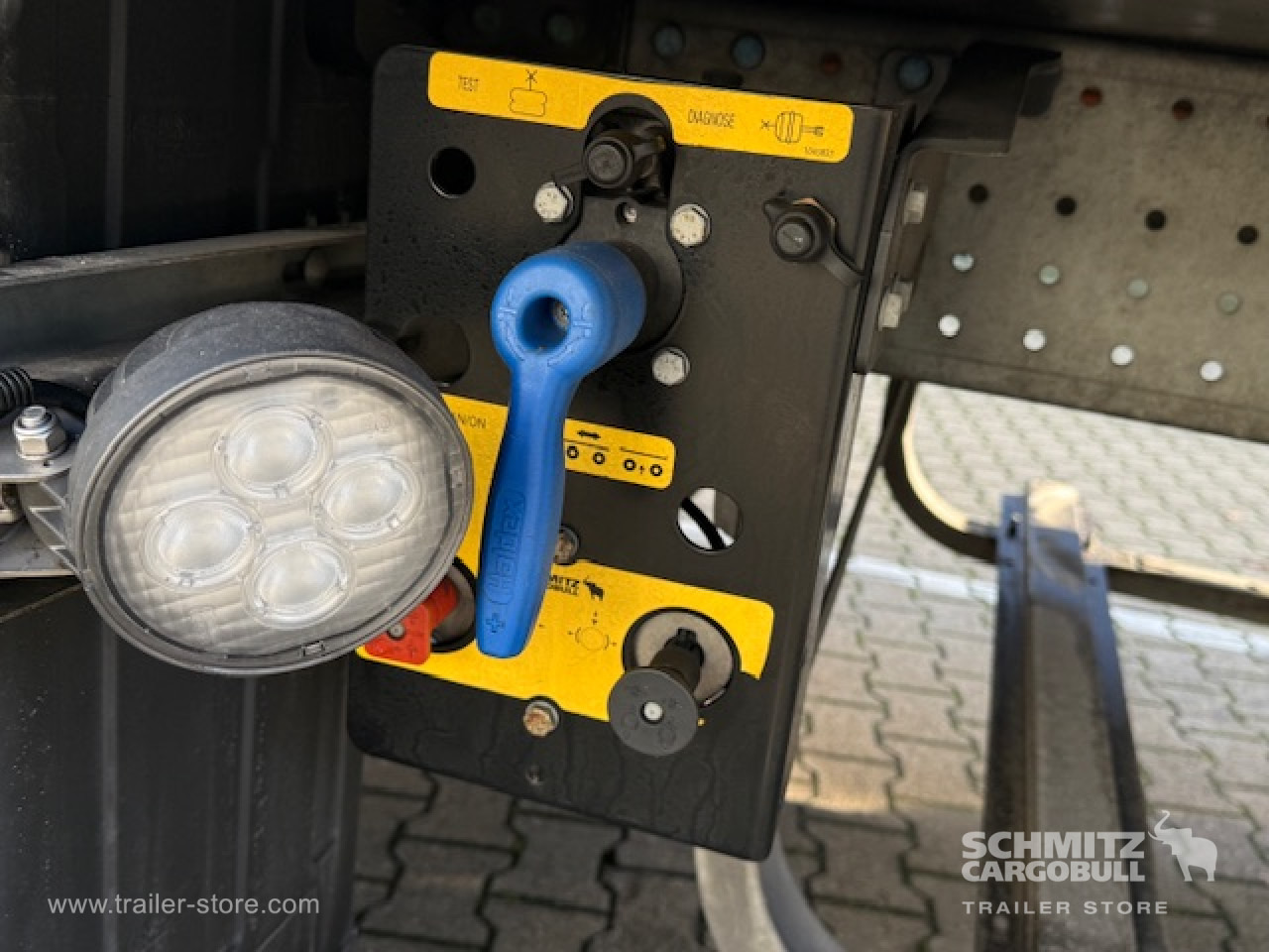 SCHMITZ Oplegger Vries Multitemp - Semi-remorque isothermique: photos 4 SCHMITZ Oplegger Vries Multitemp - Semi-remorque isothermique: photos 4