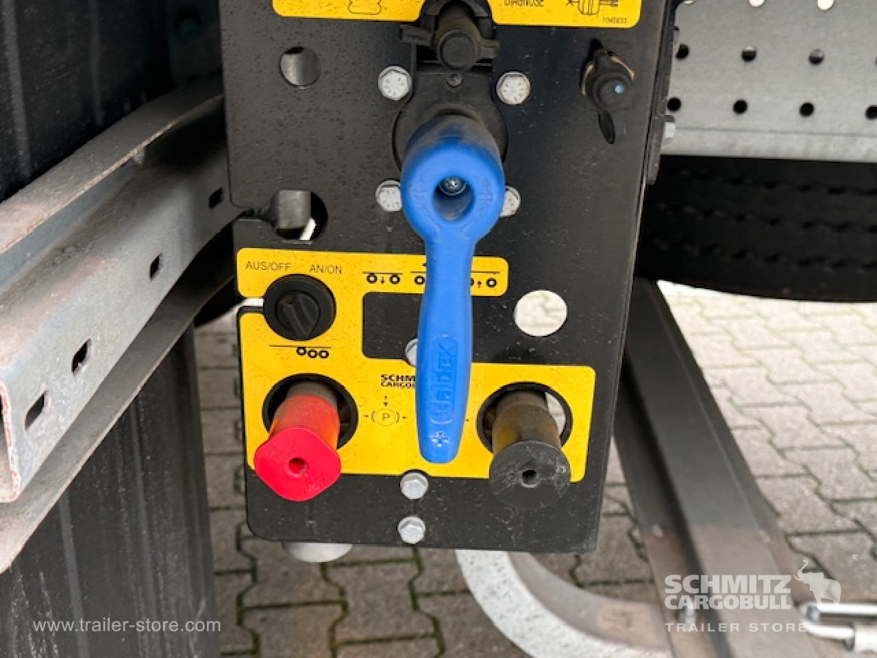 SCHMITZ Oplegger Vries Standard - Semi-remorque isothermique: photos 4 SCHMITZ Oplegger Vries Standard - Semi-remorque isothermique: photos 4