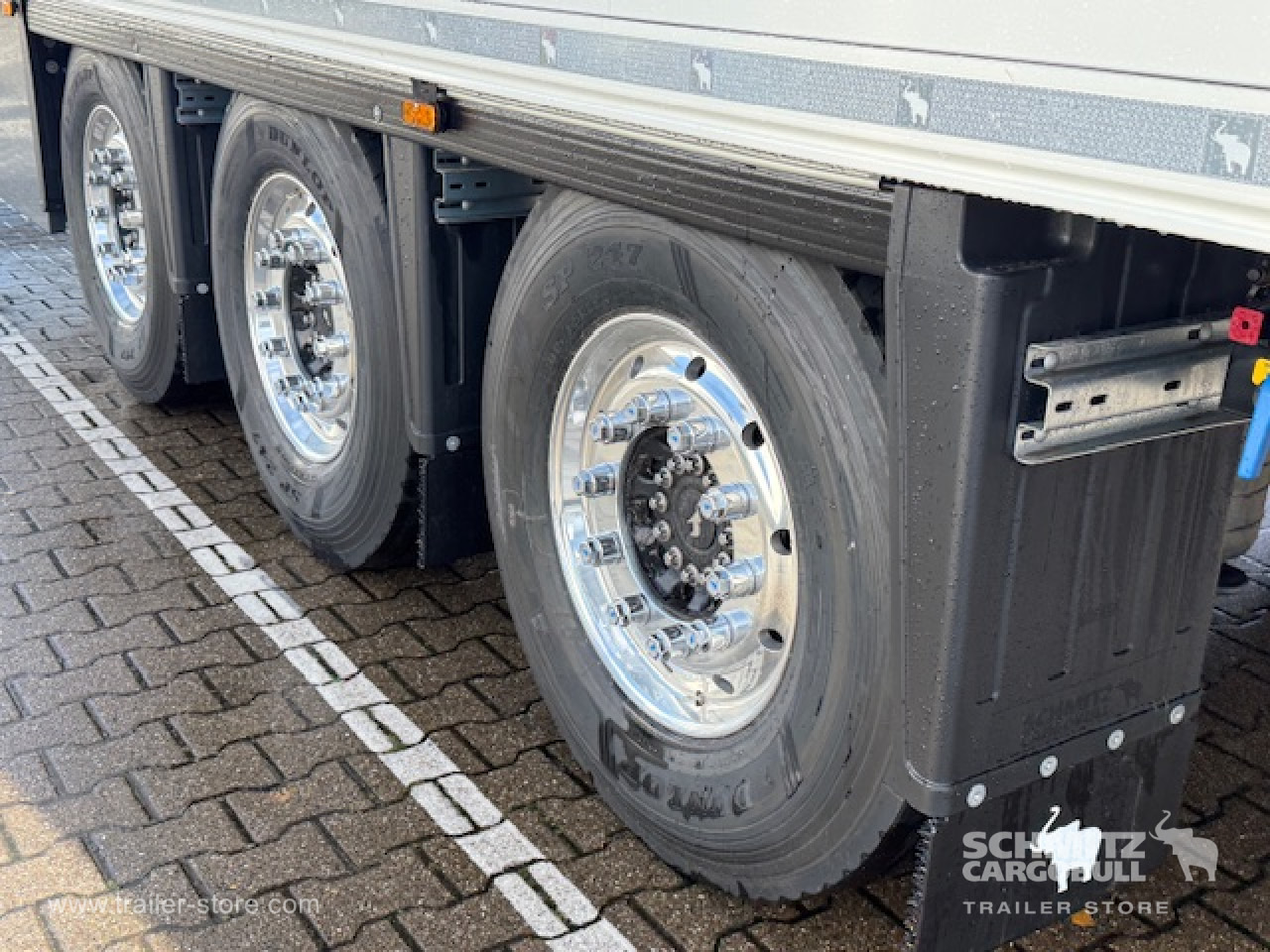 SCHMITZ Oplegger Vries Standard - Semi-remorque isothermique: photos 2 SCHMITZ Oplegger Vries Standard - Semi-remorque isothermique: photos 2