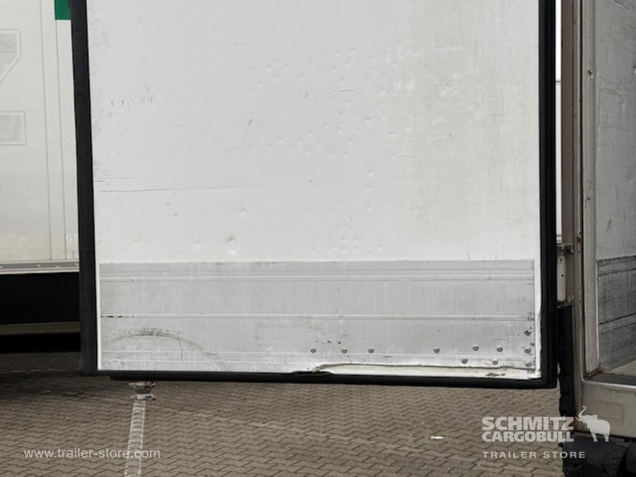 SCHMITZ Oplegger Vries Standard Taillift - Semi-remorque isothermique: photos 5 SCHMITZ Oplegger Vries Standard Taillift - Semi-remorque isothermique: photos 5