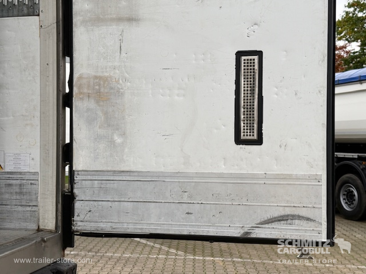 SCHMITZ Oplegger Vries Standard Taillift - Semi-remorque isothermique: photos 4 SCHMITZ Oplegger Vries Standard Taillift - Semi-remorque isothermique: photos 4