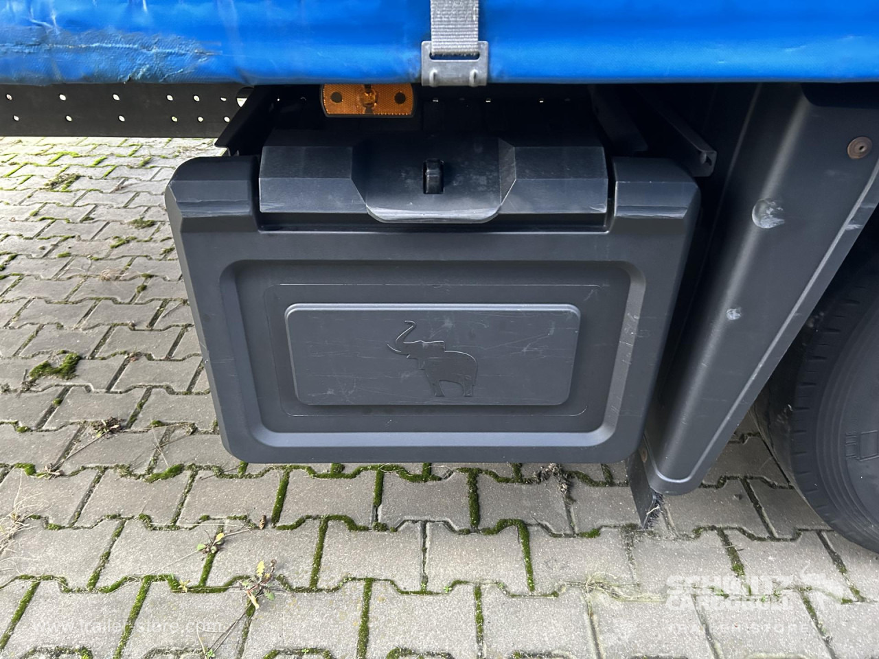 SCHMITZ Curtainsider Mega - Semi-remorque rideaux coulissants: photos 3 SCHMITZ Curtainsider Mega - Semi-remorque rideaux coulissants: photos 3