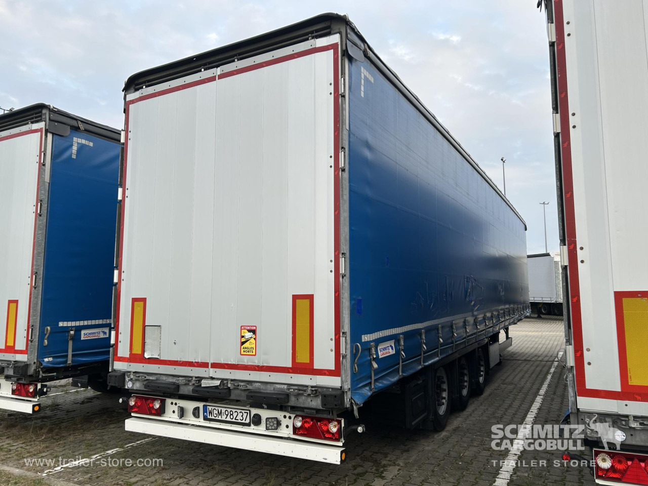 SCHMITZ Curtainsider Mega - Semi-remorque rideaux coulissants: photos 3 SCHMITZ Curtainsider Mega - Semi-remorque rideaux coulissants: photos 3